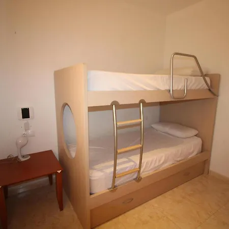 Apartment Moderno Con Piscina, Jardin, Cerca De La Playa, Ciudad Y Rutas De Senderismo - Es-228-74 Llança